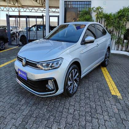 VOLKSWAGEN VIRTUS 1.0 200 TSI HIGHLINE AUTOMÁTICO